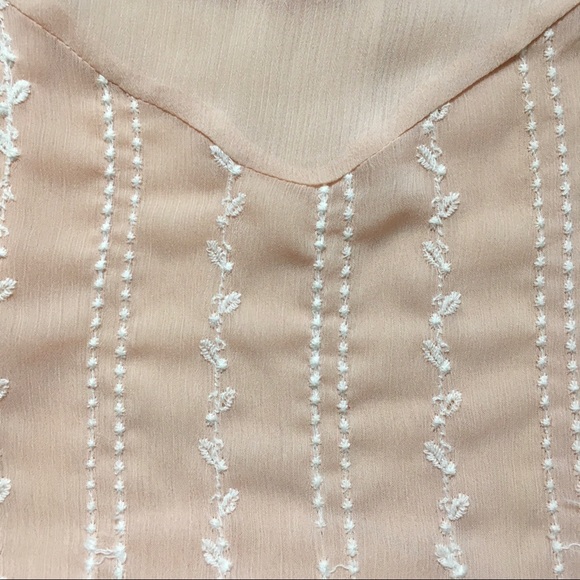 Pink babydoll tank with floral embroidery - Picture 3 of 3